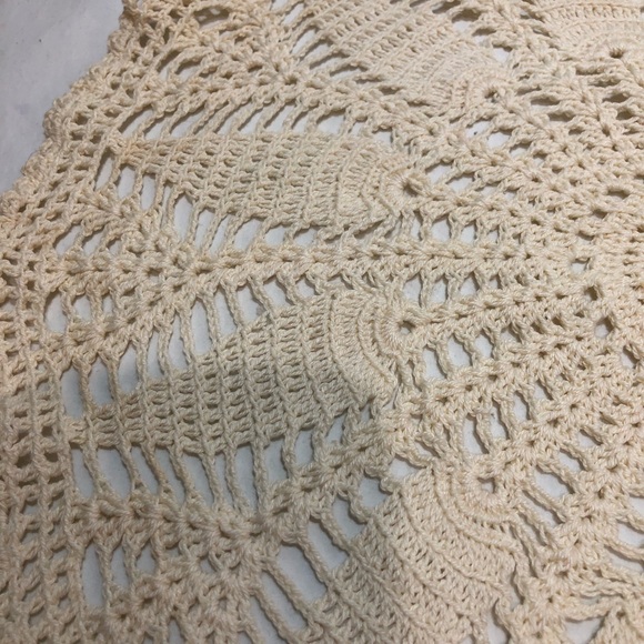 Vintage Doilies 2 handmade - Picture 8 of 10